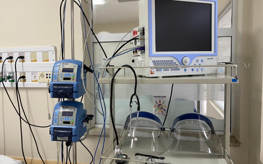 Cientistas desenvolvem exame de sangue que prevê se o paciente com Covid necessitará de ventilador