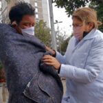 Iniciativa leva médicos e enfermeiros residentes às ruas de São Paulo para atendimento à população em situação de rua
