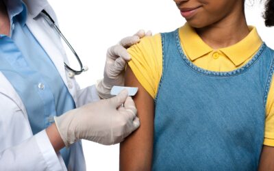 Brasil aderiu à ação da OMS para eliminação do Câncer de Colo do Útero, mas tem queda na vacinação contra o HPV de 73% em mulheres e 53% nos homens