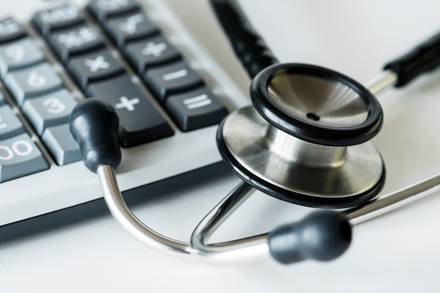 Acesso à tecnologia na saúde, regulação e os impactos da reforma tributária serão debatidos em Fórum promovido pela ABIIS