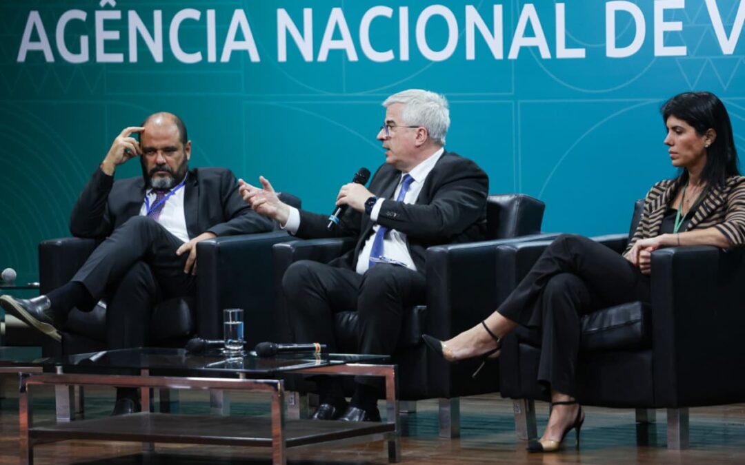 X Fórum ABIIS destaca estudo inédito sobre o setor de dispositivos médicos e defesa da autonomia da Anvisa