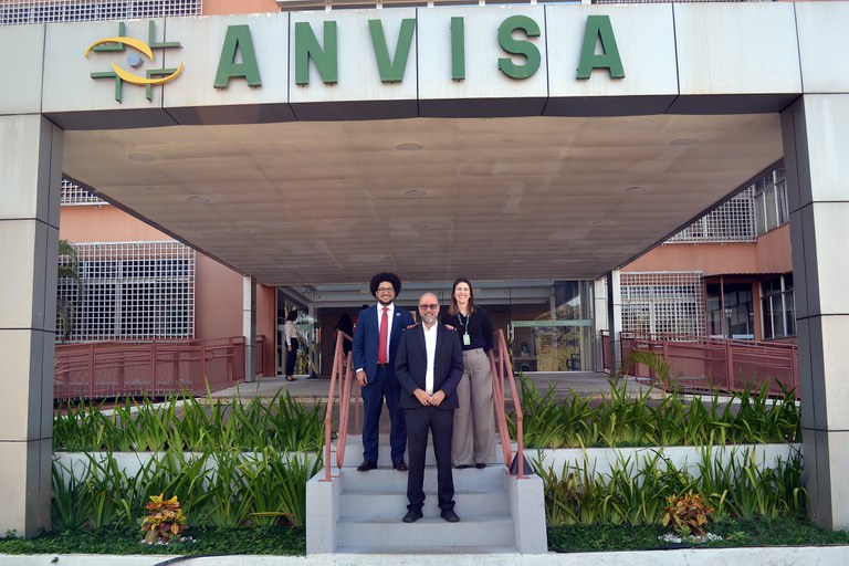 Novos diretores da Anvisa tomam posse e definem composição das diretorias