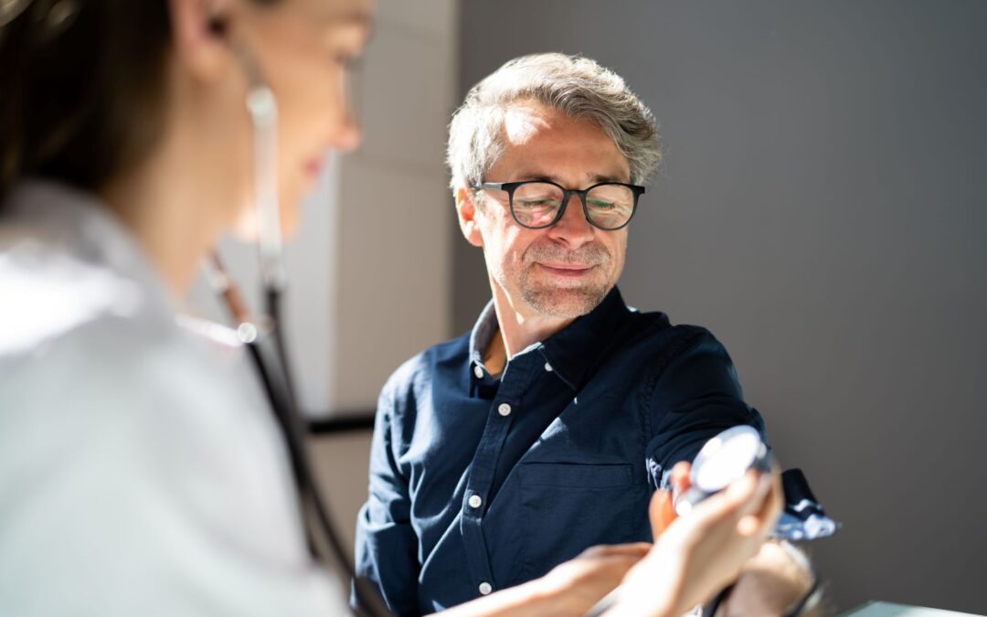 Governo reforça exames-chave no check-up masculino Baixa adesão masculina ao check-up preocupa autoridades; câncer de próstata registra 48 mortes por dia no país