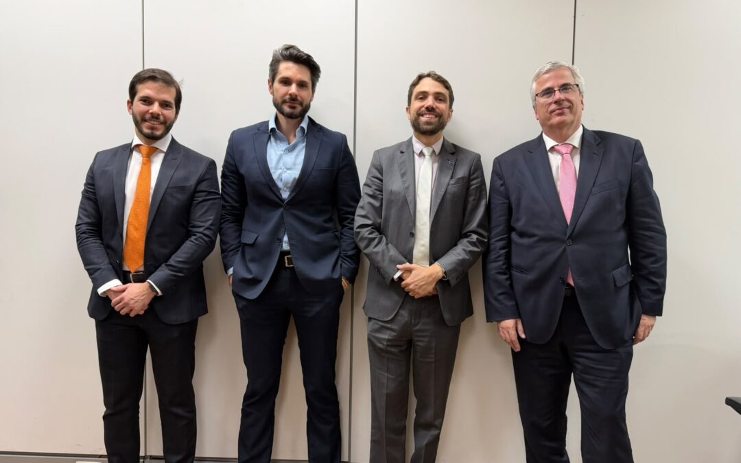 CBDL se reúne com MDIC para tratar de temas como LETEC