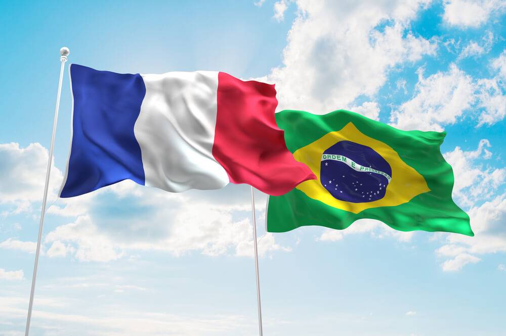 ABRAIDI firma acordo de cooperação com associação francesa de dispositivos médicos