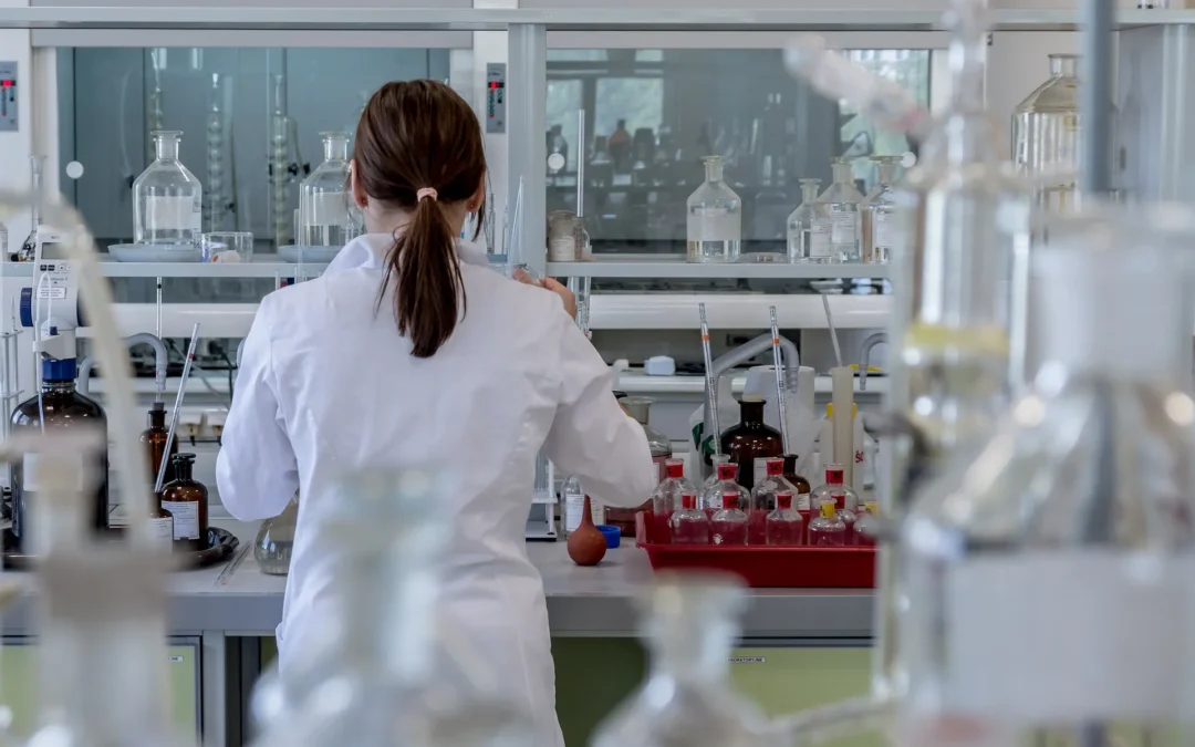 MS, SUS e Anvisa lançam Levantamento da Capacidade Instalada dos Laboratórios de Microbiologia do Brasil