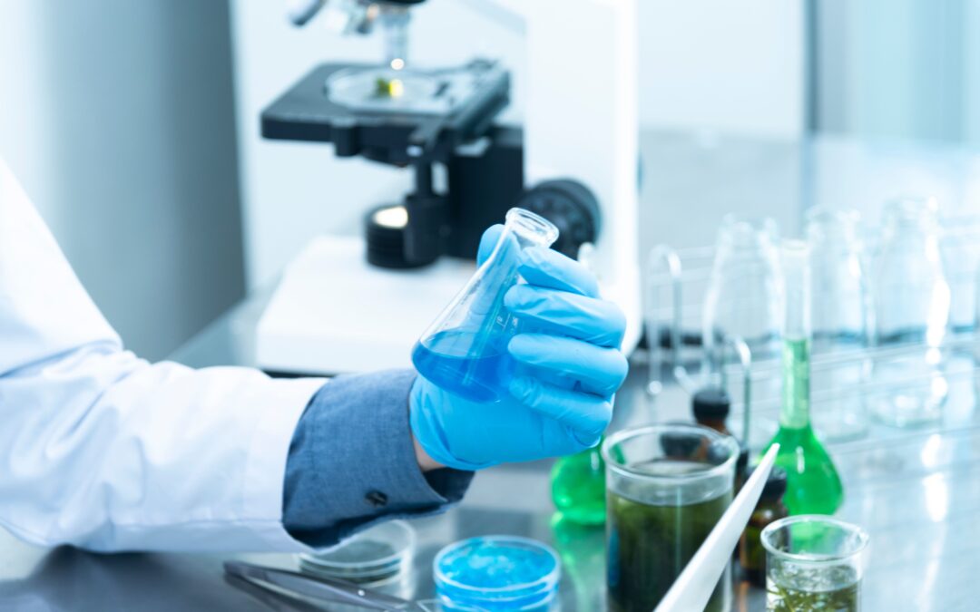 Tecnologia e saúde pública: iniciativa nacional amplia acesso à identificação microbiológica avançada nos laboratórios brasileiros